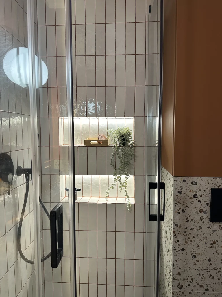 łazienka w stylu modern retro – projekt wnętrza Kraków