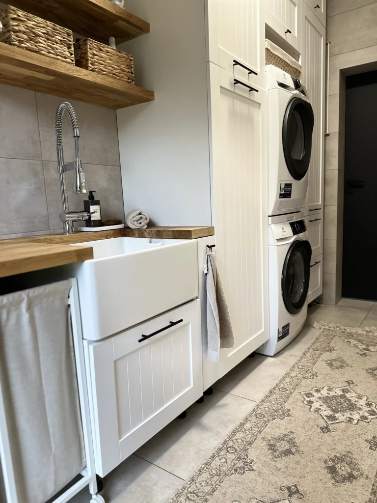 funkcjonalna pralnia w domu – projekt wnętrza